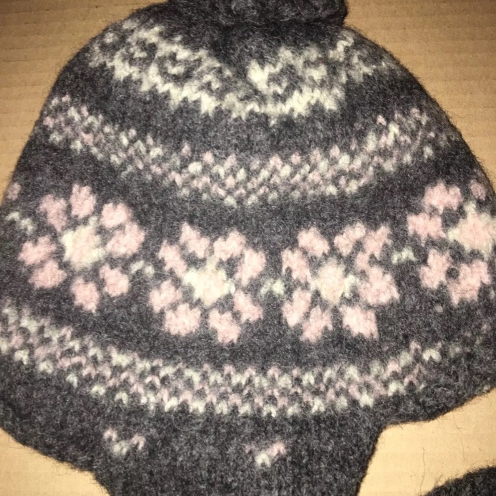 Girls 100% Wool Winter Trapper Hat